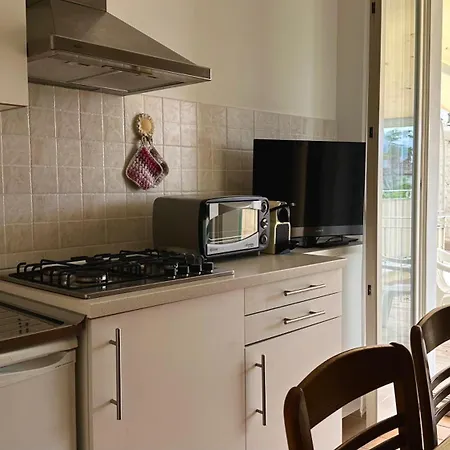 N219 - Numana, Ampio Bilocale In Centro Con Posto Auto *